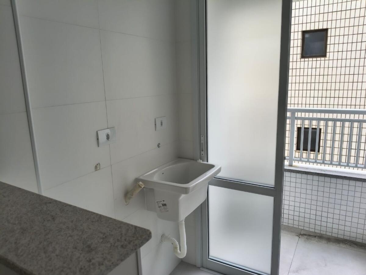 Apartamento com 2 quartos e 63 m² em Ocian, Praia Grande