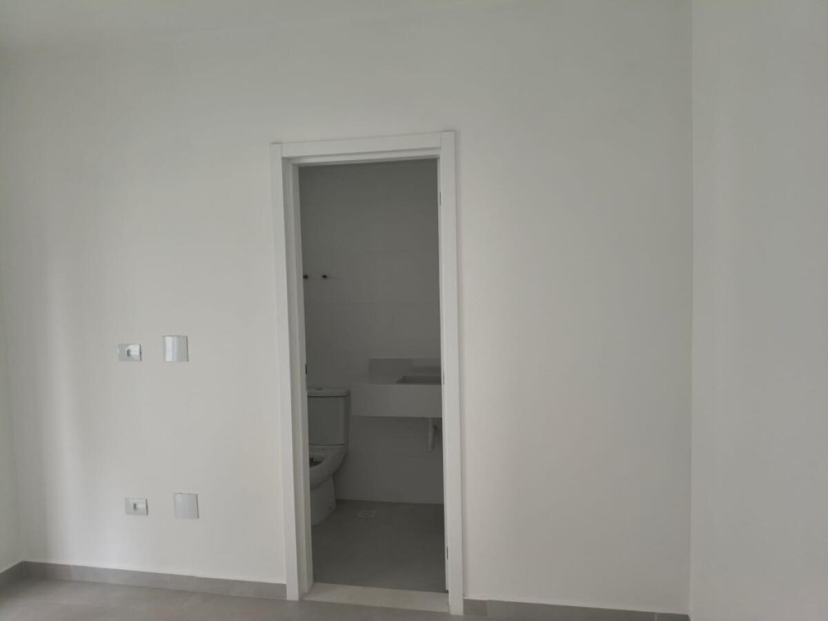 Apartamento com 2 quartos e 99 m² em Ocian, Praia Grande