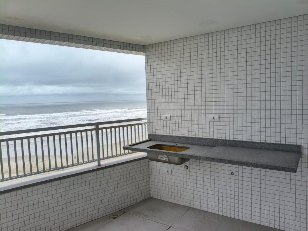Apartamento com 2 quartos e 99 m² em Ocian, Praia Grande