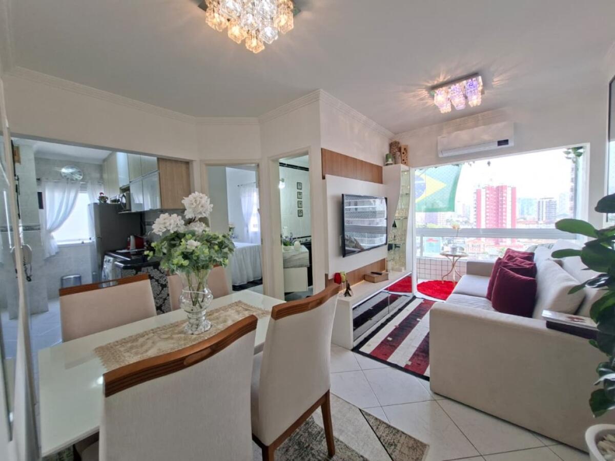 Apartamento com 2 quartos e 53 m² em Ocian, Praia Grande