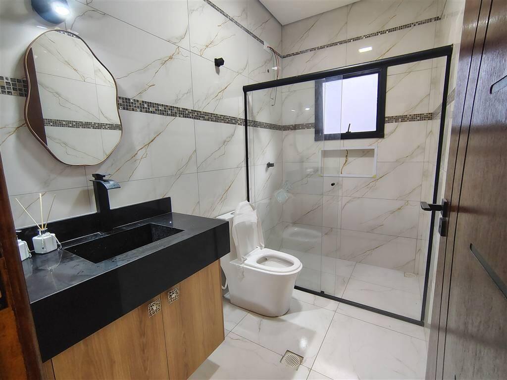 Casa com 3 quartos e 157 m² em Ocian, Praia Grande