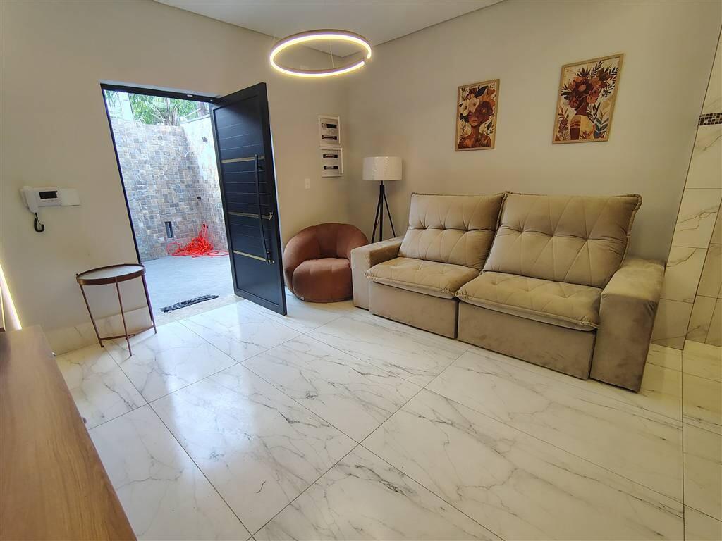 Casa com 3 quartos e 157 m² em Ocian, Praia Grande