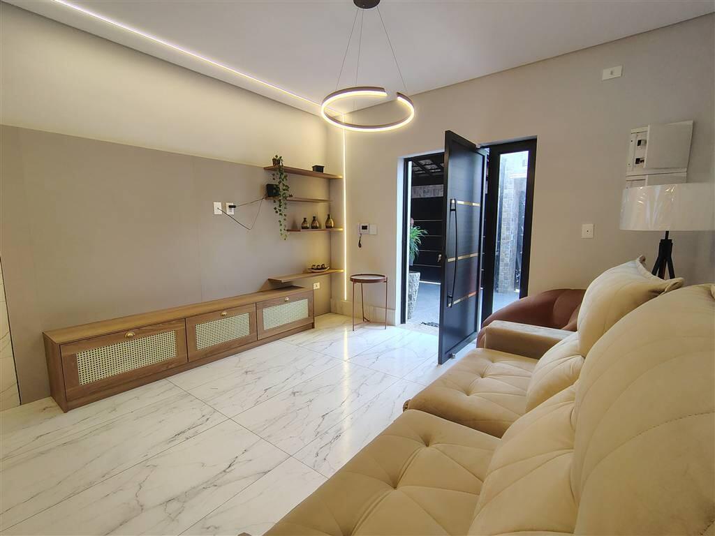 Casa com 3 quartos e 157 m² em Ocian, Praia Grande