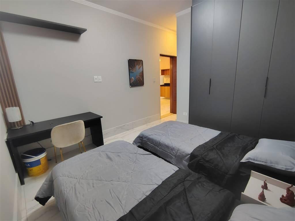 Casa com 3 quartos e 157 m² em Ocian, Praia Grande