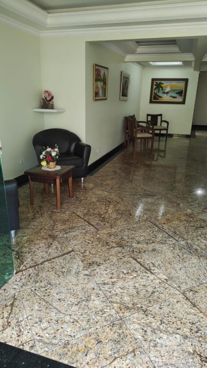 Apartamento com 1 quarto e 55 m² em Ocian, Praia Grande