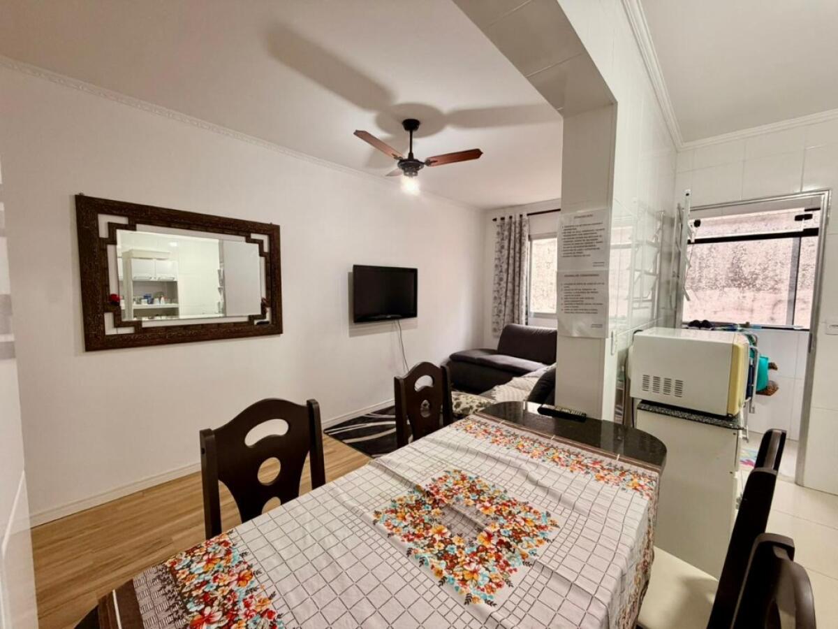 Apartamento com 1 quarto e 55 m² em Ocian, Praia Grande