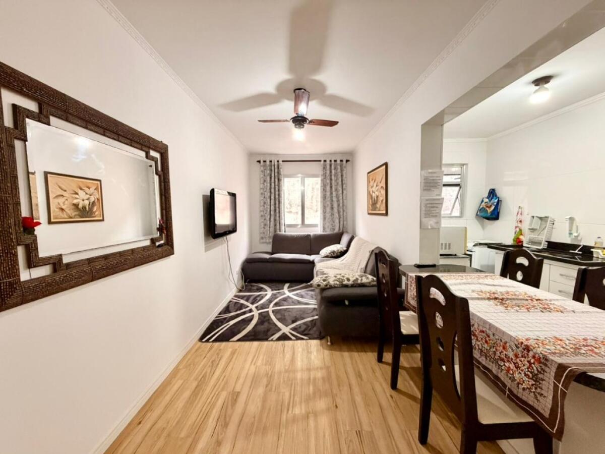 Apartamento com 1 quarto e 55 m² em Ocian, Praia Grande