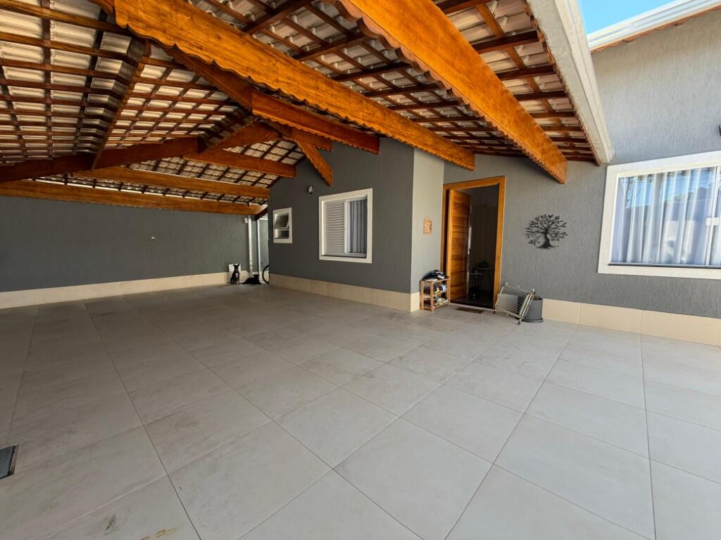 Casa com 4 quartos e 400 m² em Ocian, Praia Grande