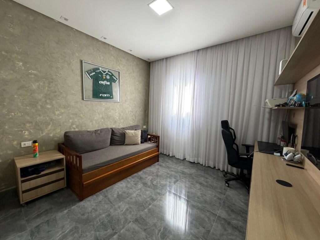 Casa com 4 quartos e 400 m² em Ocian, Praia Grande
