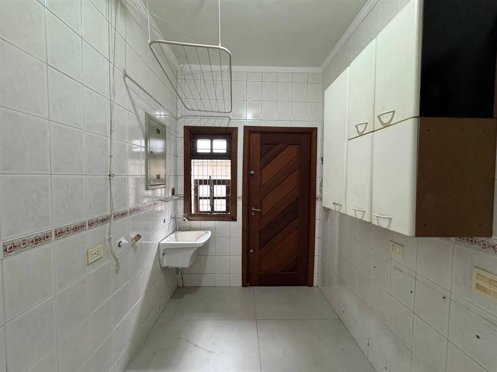 Casa com 4 quartos e 297 m² em Ocian, Praia Grande