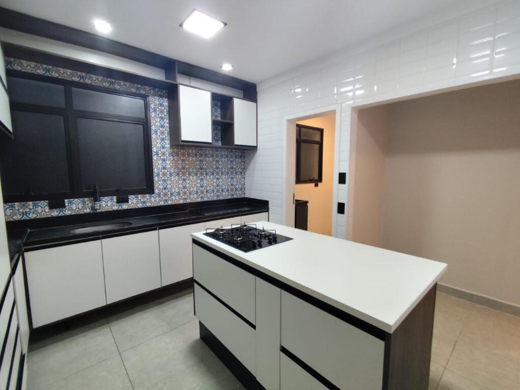 Apartamento com 3 quartos e 191 m² em Ocian, Praia Grande