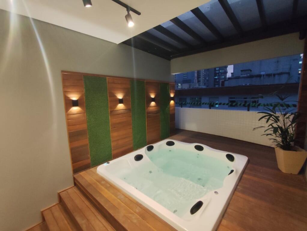 Apartamento com 3 quartos e 191 m² em Ocian, Praia Grande