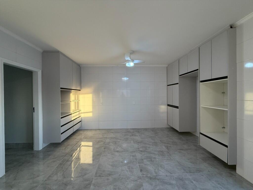 Apartamento com 4 quartos e 319 m² em Ocian, Praia Grande