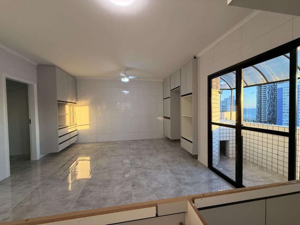 Apartamento com 4 quartos e 319 m² em Ocian, Praia Grande