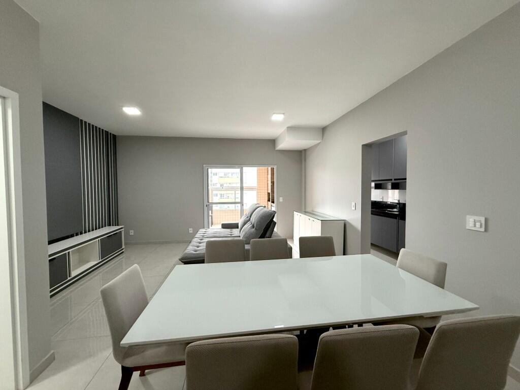 Apartamento com 2 quartos e 128 m² em Ocian, Praia Grande
