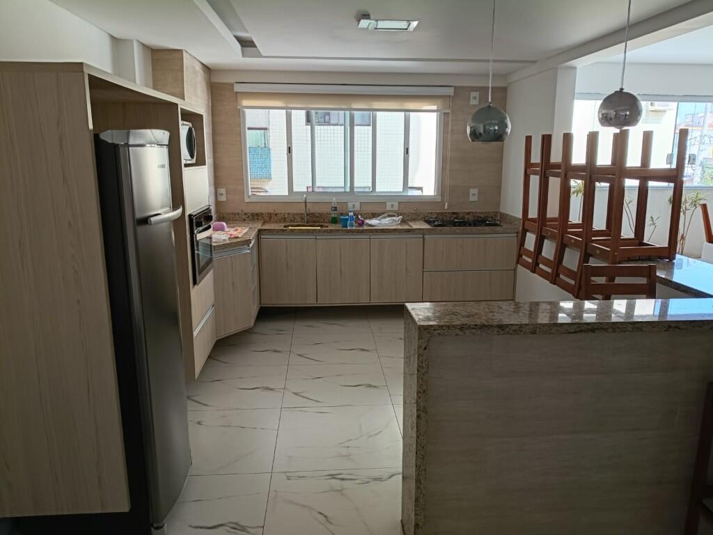 Apartamento com 2 quartos e 68 m² em Ocian, Praia Grande