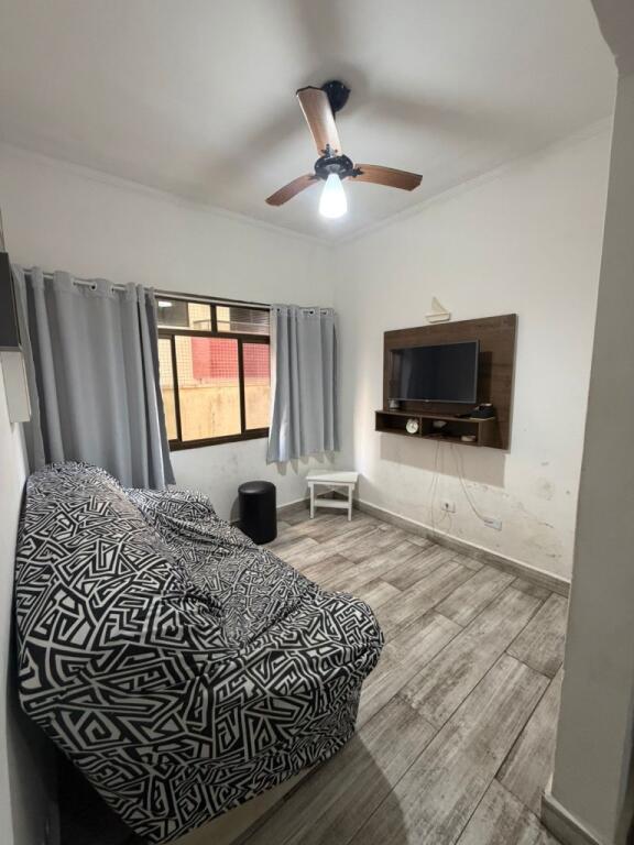 Apartamento com 1 quarto e 37 m² em Ocian, Praia Grande