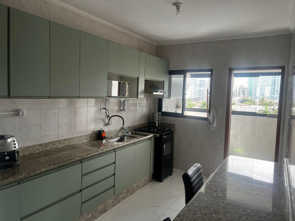 Apartamento com 3 quartos e 140 m² em Ocian, Praia Grande