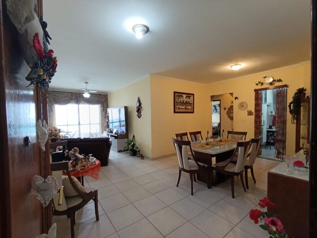 Apartamento com 2 quartos e 102 m² em Ocian, Praia Grande