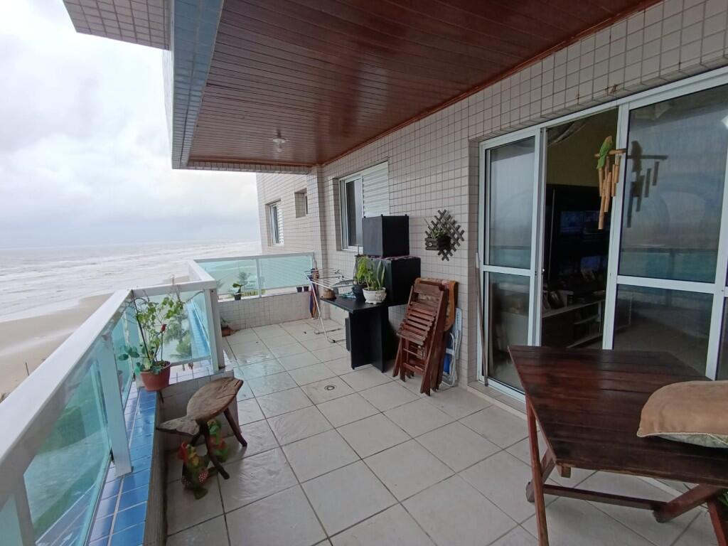 Apartamento com 2 quartos e 102 m² em Ocian, Praia Grande