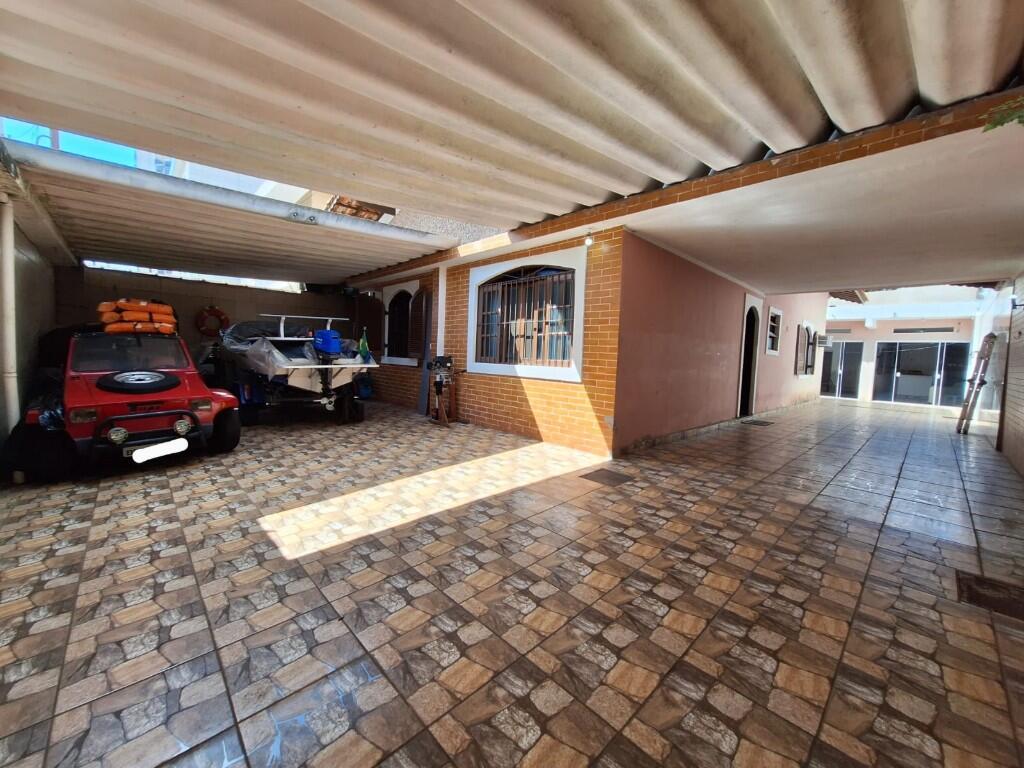 Casa com 2 quartos e 271 m² em Ocian, Praia Grande