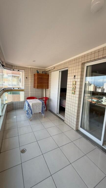 Apartamento com 1 quarto e 67 m² em Ocian, Praia Grande