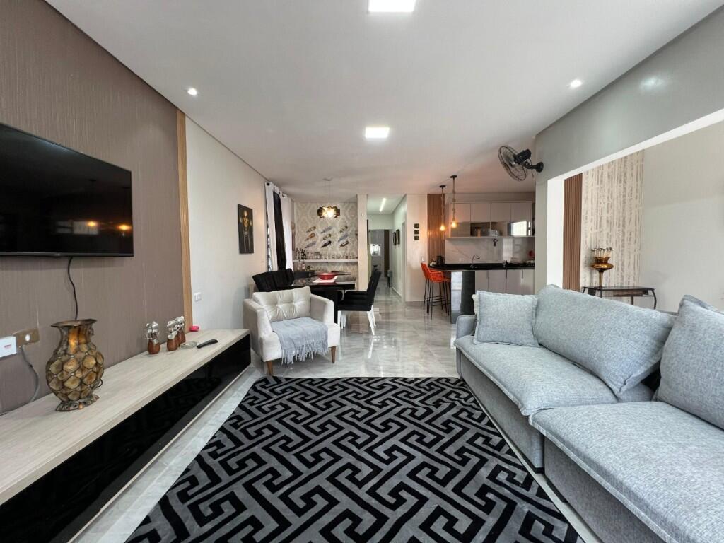 Casa com 3 quartos e 148 m² em Ocian, Praia Grande
