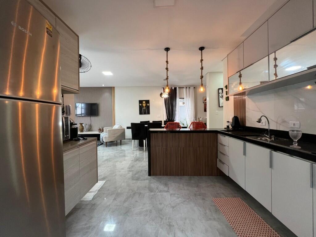 Casa com 3 quartos e 148 m² em Ocian, Praia Grande