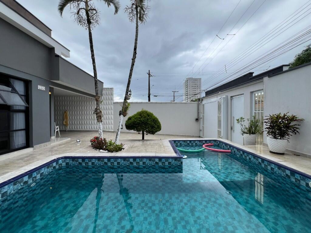 Casa com 3 quartos e 148 m² em Ocian, Praia Grande