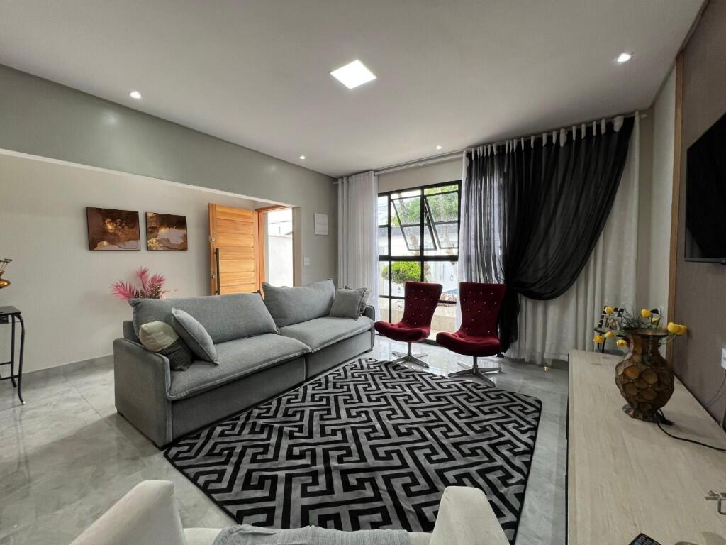 Casa com 3 quartos e 148 m² em Ocian, Praia Grande