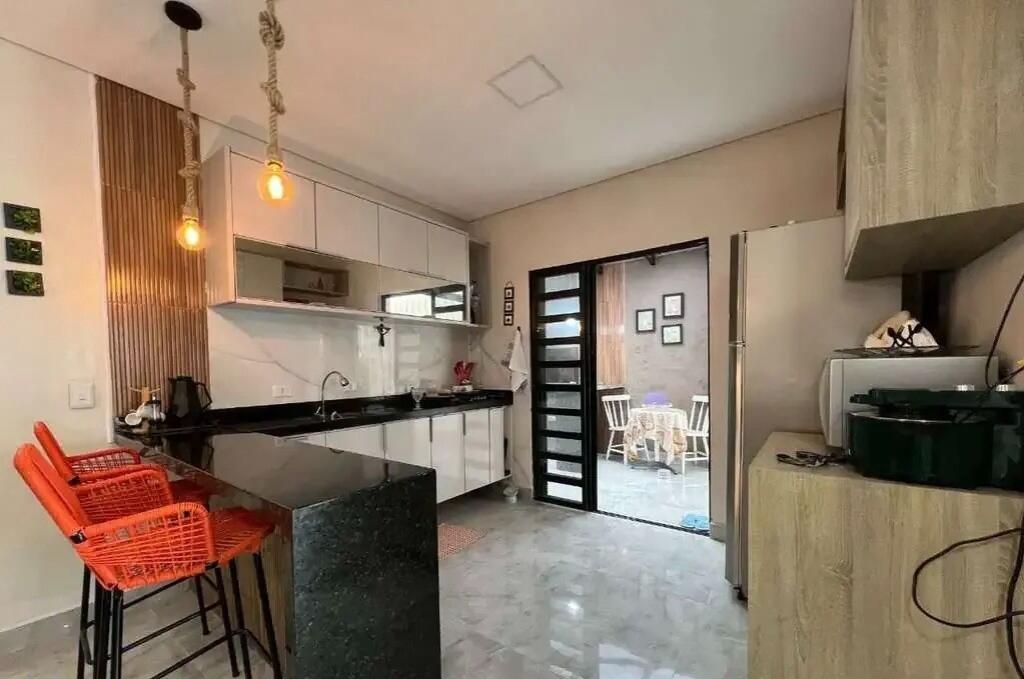 Casa com 3 quartos e 148 m² em Ocian, Praia Grande