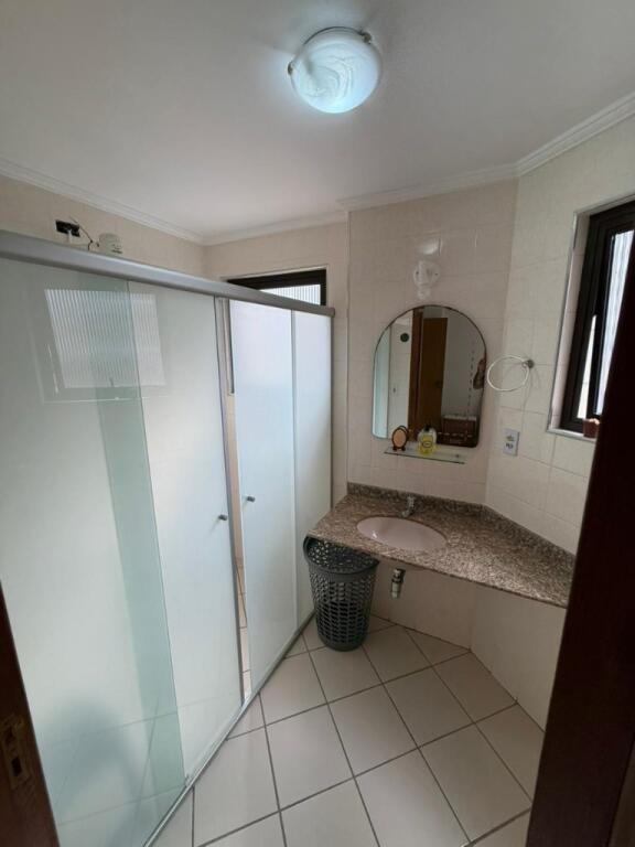 Apartamento com 2 quartos e 82 m² em Ocian, Praia Grande