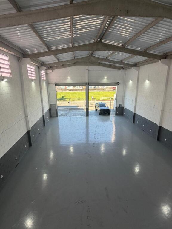 Apartamento com 360 m² em Ocian, Praia Grande