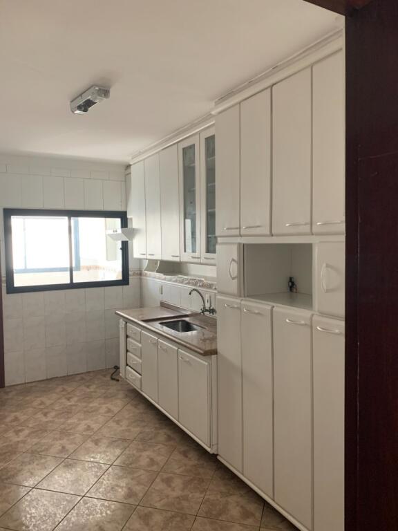 Apartamento com 3 quartos e 172 m² em Ocian, Praia Grande