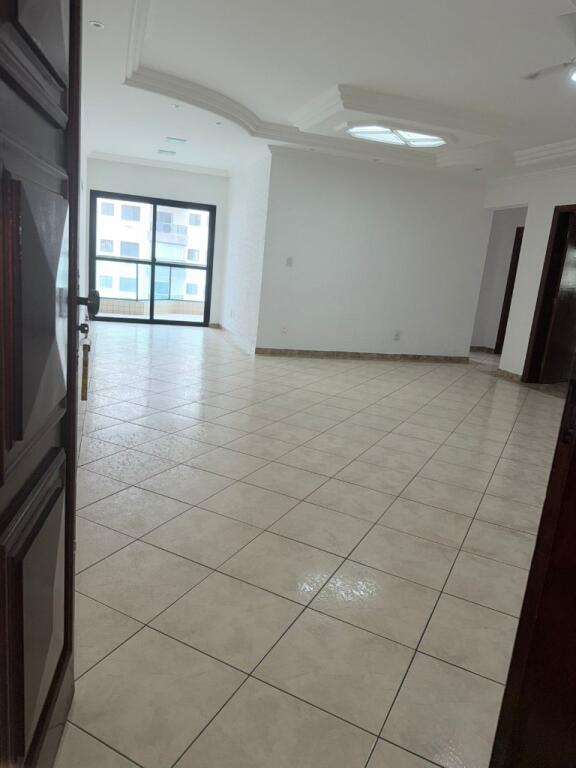 Apartamento com 3 quartos e 172 m² em Ocian, Praia Grande