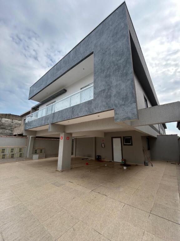Casa com 2 quartos e 48 m² em Ocian, Praia Grande