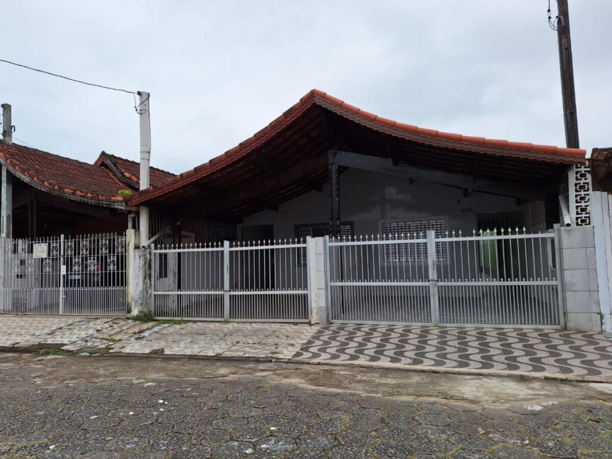 Casa com 2 quartos e 67 m² em Ocian, Praia Grande