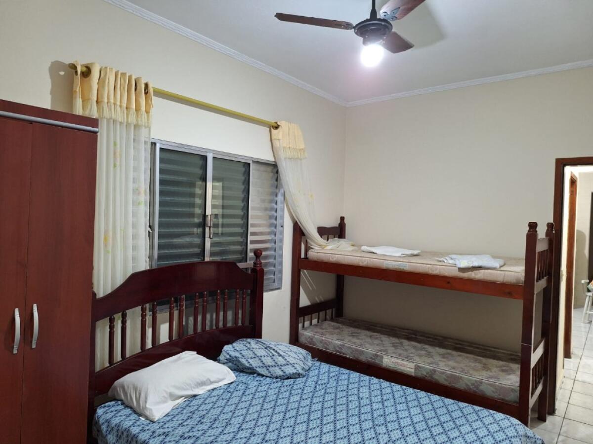 Casa com 2 quartos e 67 m² em Ocian, Praia Grande