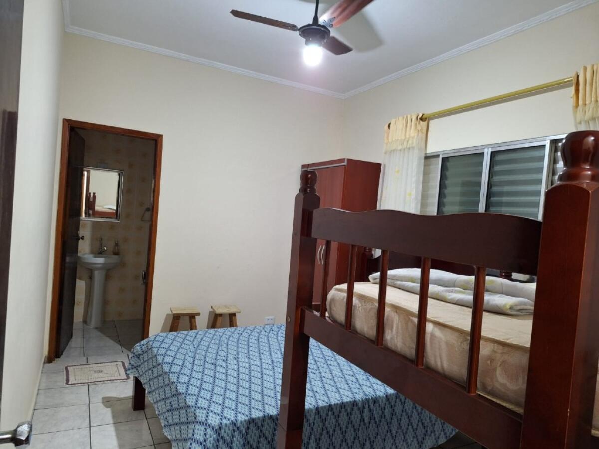 Casa com 2 quartos e 67 m² em Ocian, Praia Grande