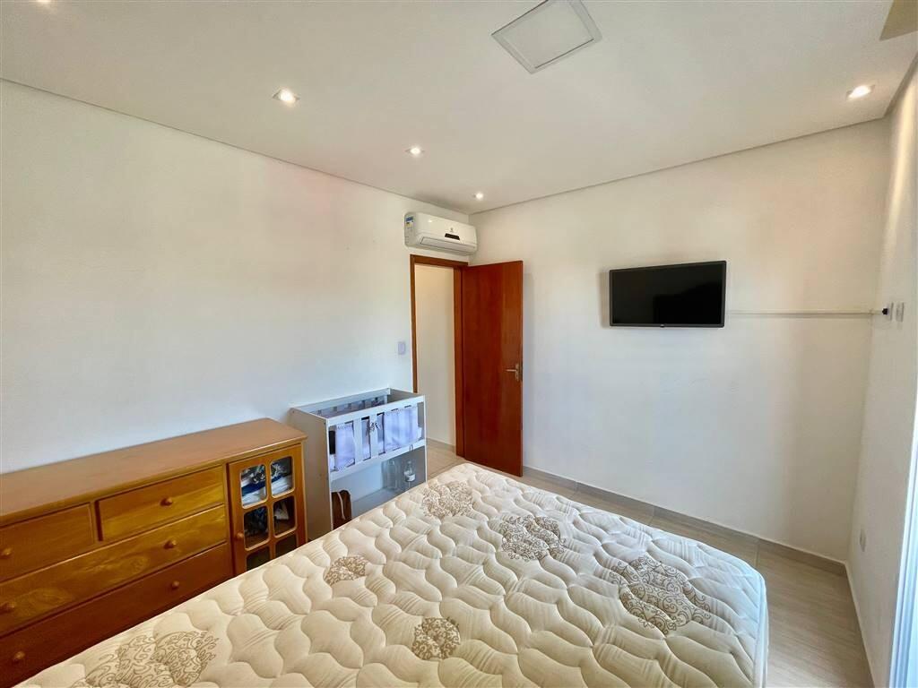 Casa com 1 quarto e 90 m² em Ocian, Praia Grande