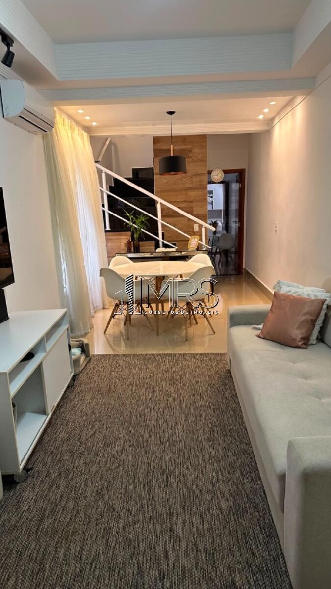 Casa com 3 quartos e 87 m² em Vila Caiçara, Praia Grande