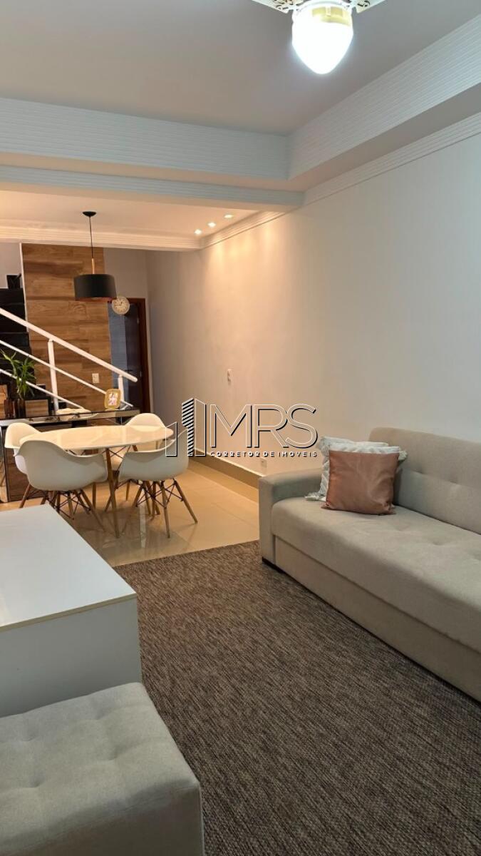 Casa com 3 quartos e 87 m² em Vila Caiçara, Praia Grande