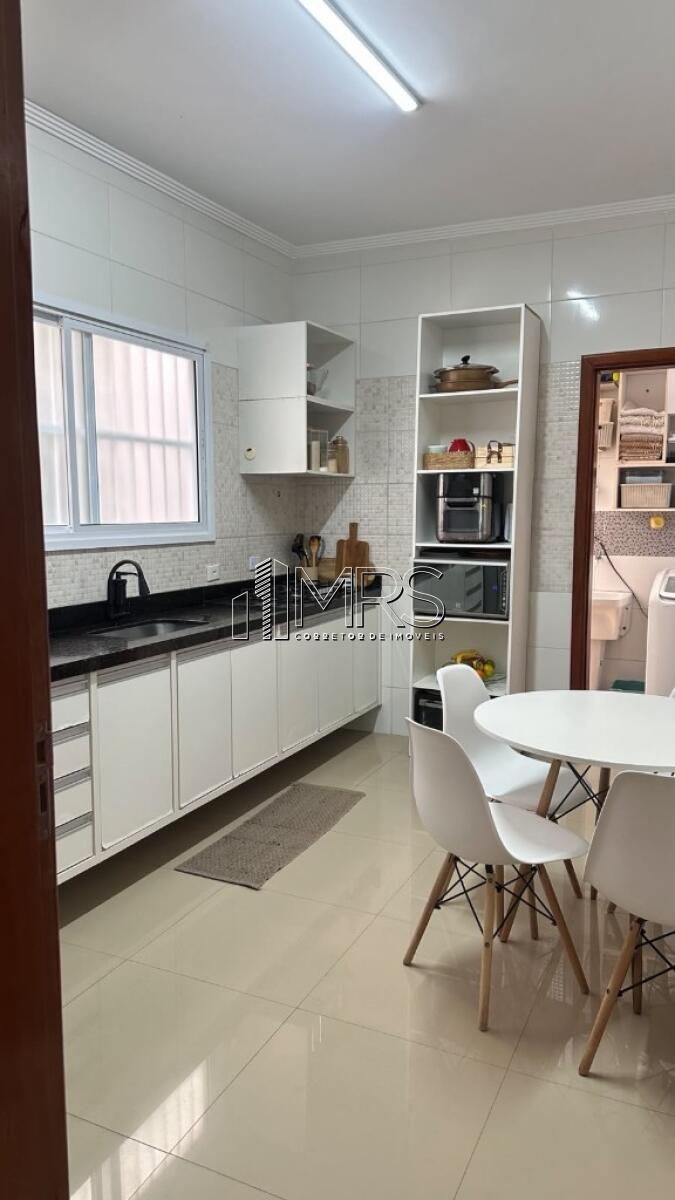 Casa com 3 quartos e 87 m² em Vila Caiçara, Praia Grande