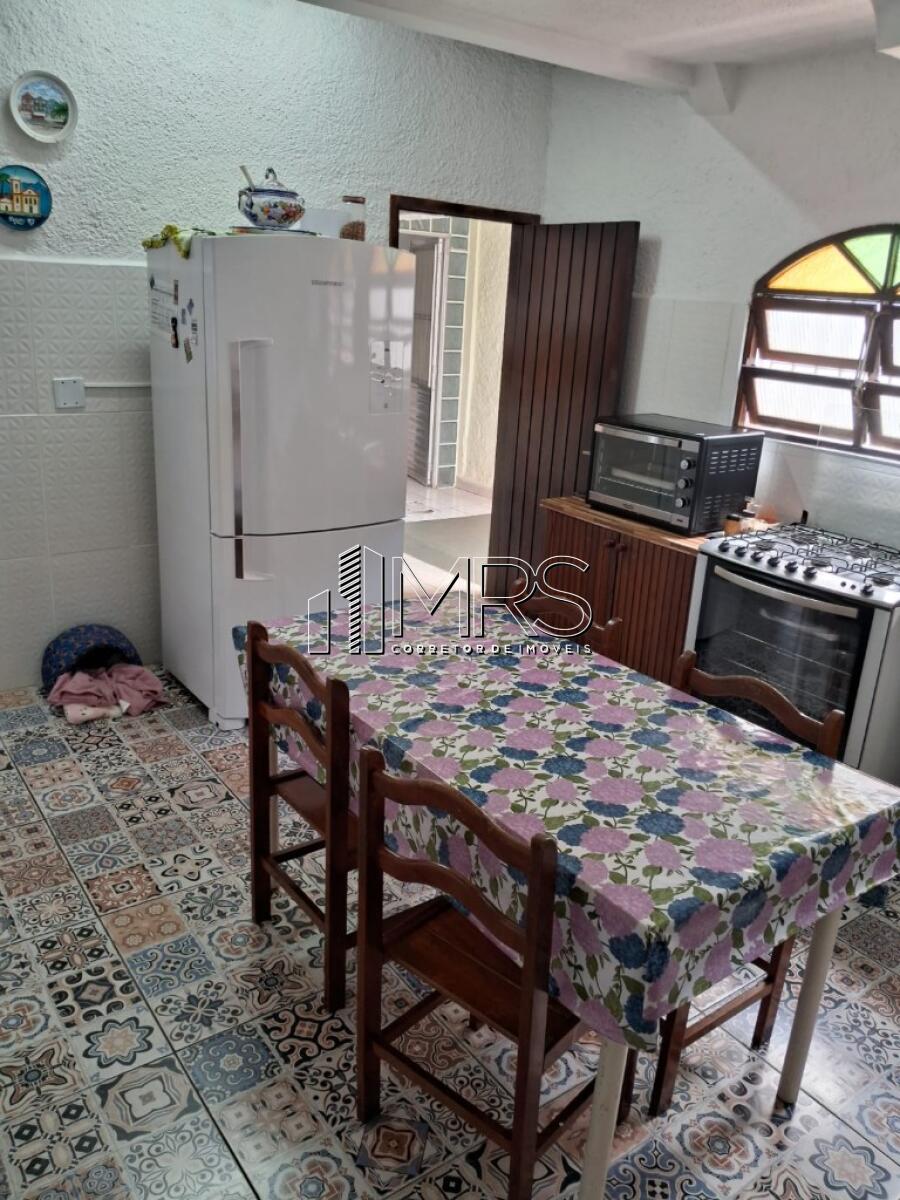 Casa com 4 quartos e 200 m² em Vila Caiçara, Praia Grande