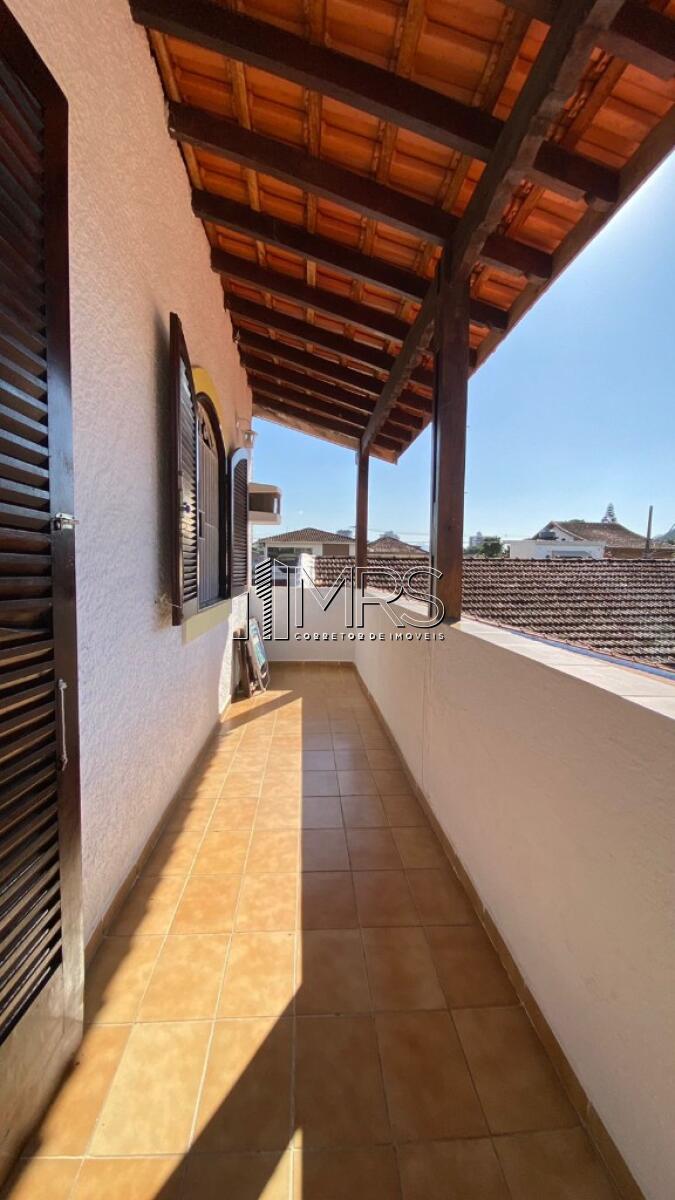 Casa com 4 quartos e 200 m² em Vila Caiçara, Praia Grande