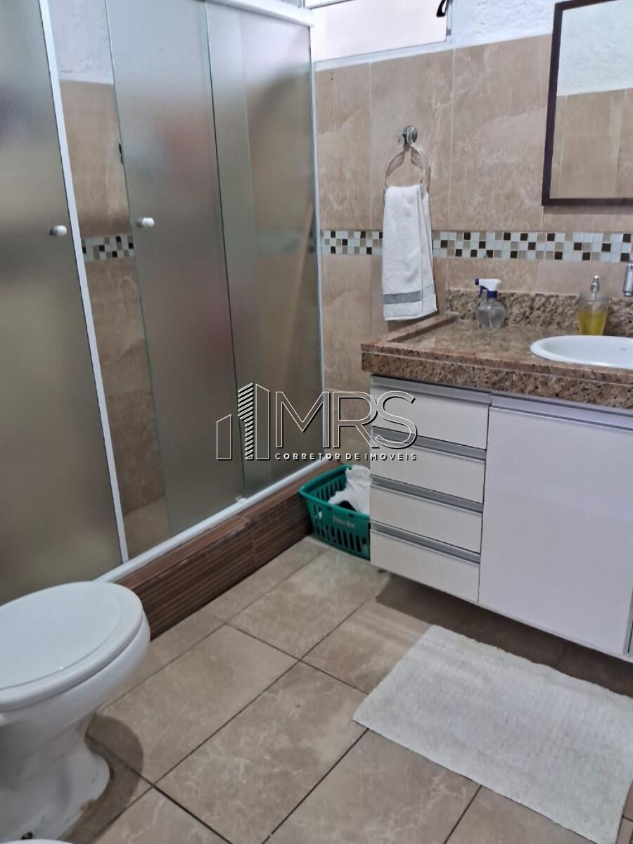 Casa com 4 quartos e 200 m² em Vila Caiçara, Praia Grande