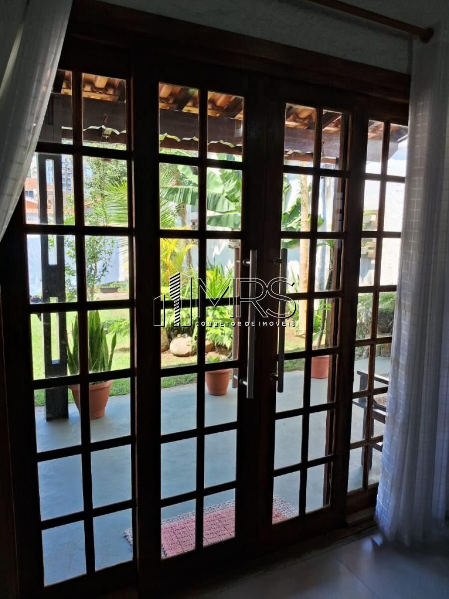 Casa com 4 quartos e 200 m² em Vila Caiçara, Praia Grande