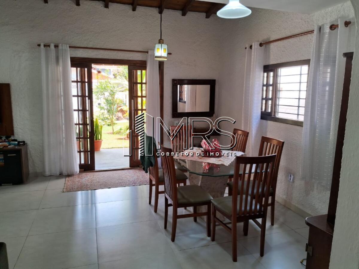 Casa com 4 quartos e 200 m² em Vila Caiçara, Praia Grande