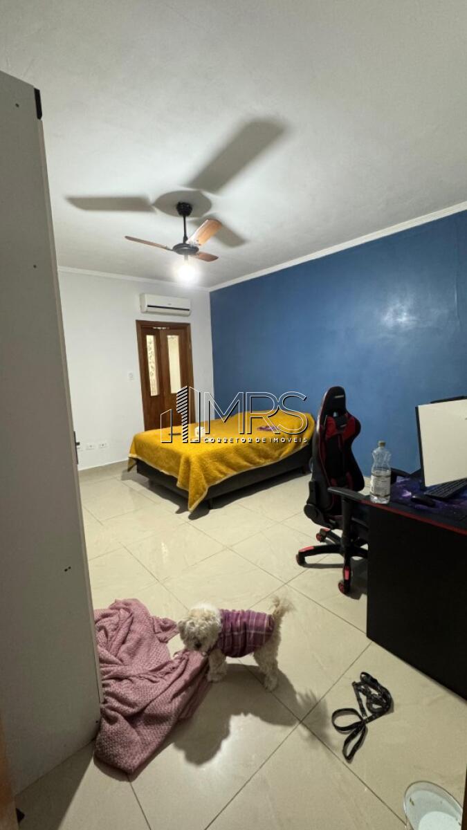 Casa com 3 quartos e 245 m² em Vila Caiçara, Praia Grande
