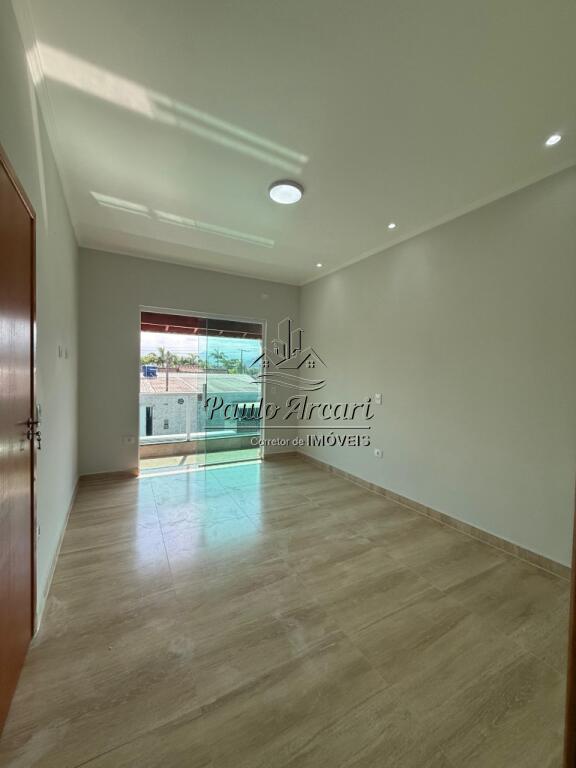 Casa com 3 quartos e 119 m² em Balneário Cascais, Mongaguá